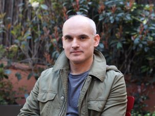 Hernán Díaz: “El libertarianismo justifica ese individualismo extremo que nos remite a la codicia”